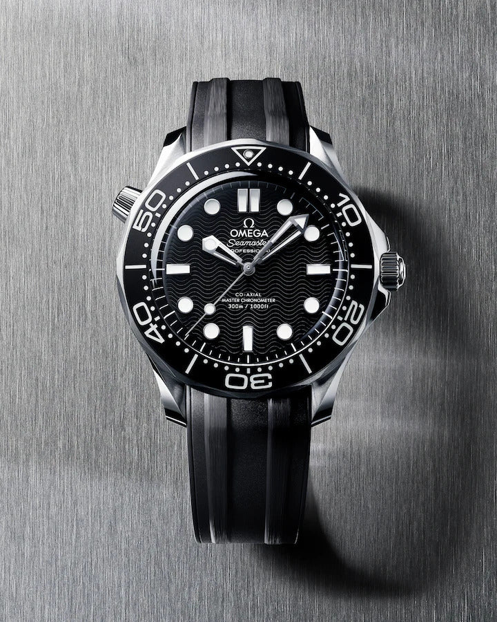 Seamaster Diver 300M 42 mm, steel on rubber strap